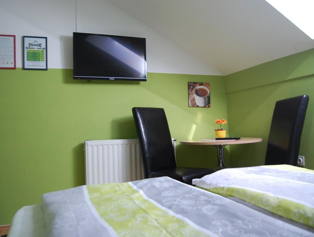 Rooms Hisa Divino Ptuj Rum bild